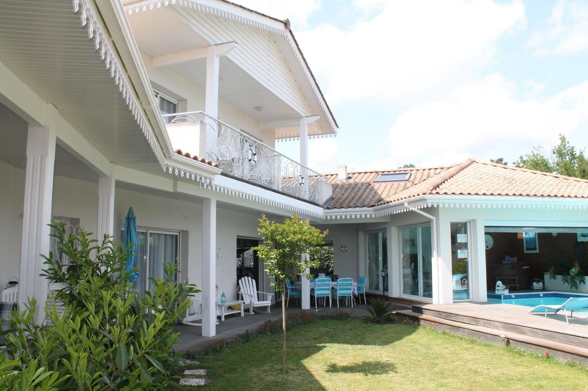 Bed and Breakfast Aresia Екстер'єр фото